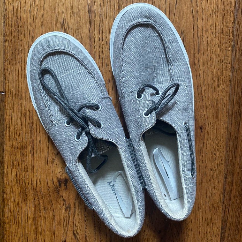NWT Gray Chambray Boat Shoes
